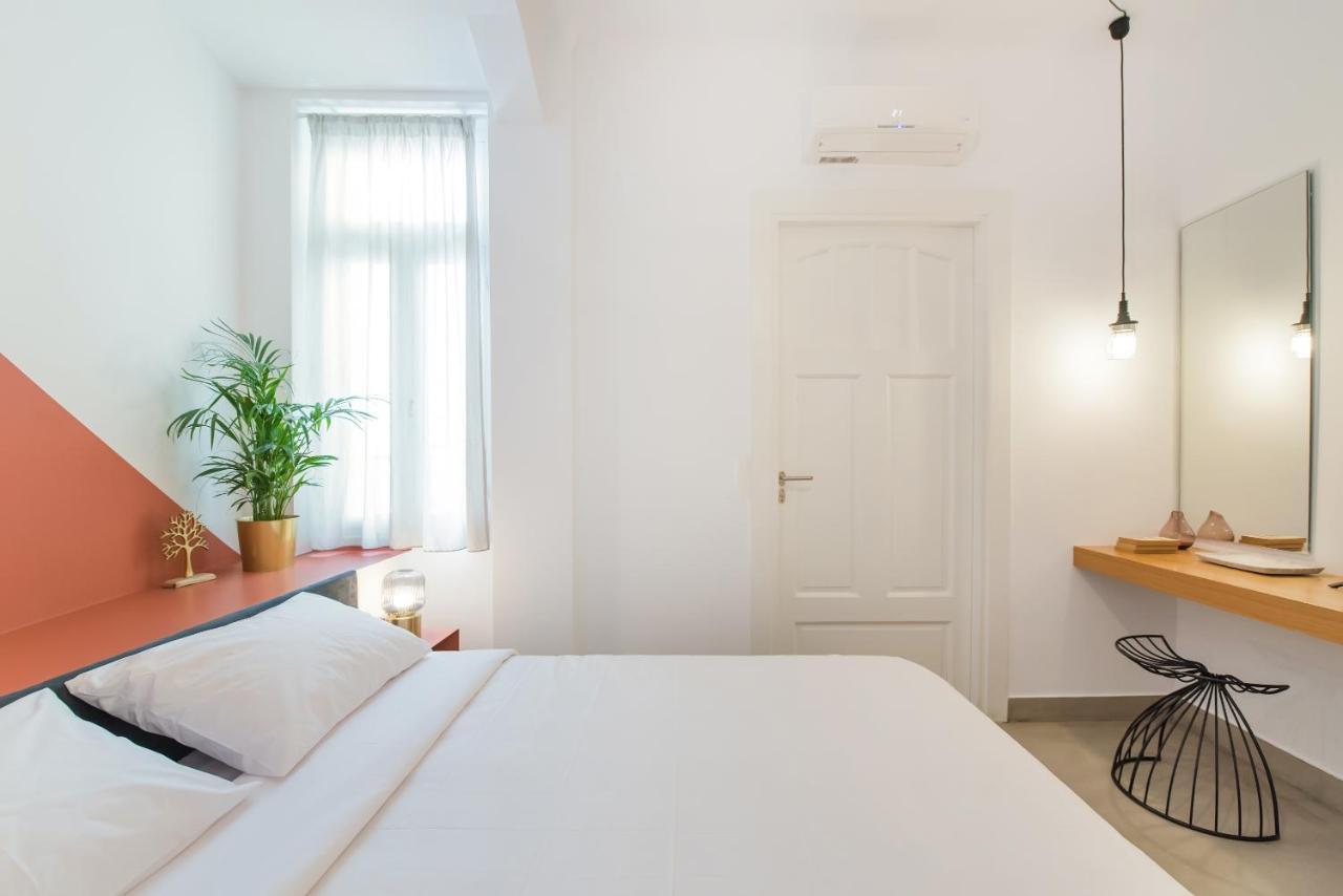 Monk Monastiraki Suites أثينا المظهر الخارجي الصورة