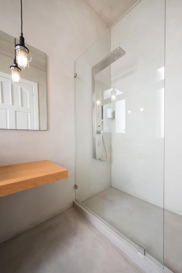 Monk Monastiraki Suites أثينا المظهر الخارجي الصورة