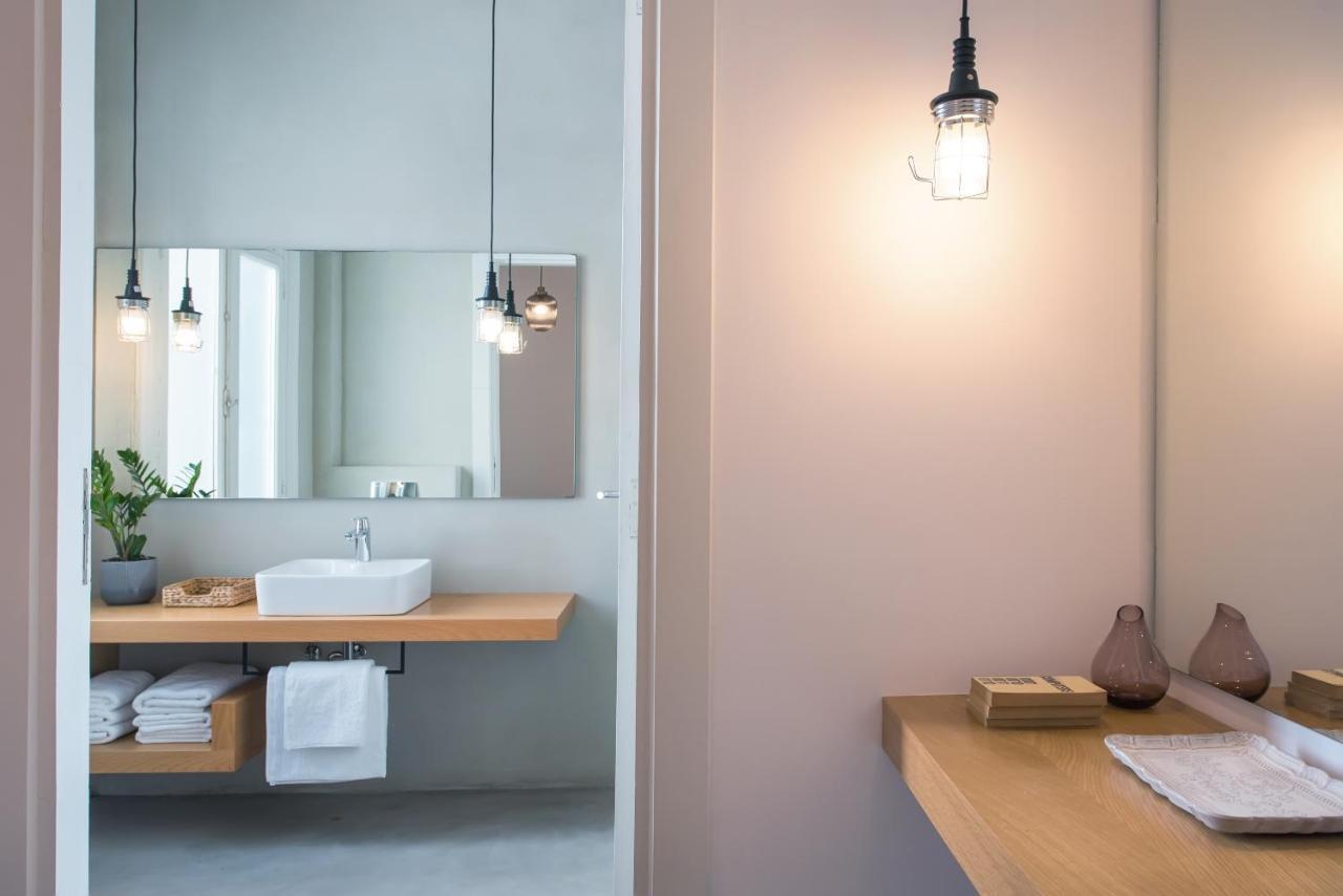Monk Monastiraki Suites أثينا المظهر الخارجي الصورة