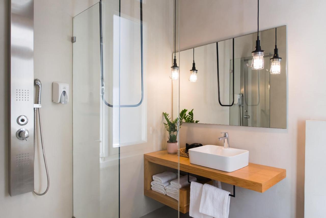 Monk Monastiraki Suites أثينا المظهر الخارجي الصورة